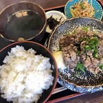 鯨の胃袋 - 竜田揚げ 定食