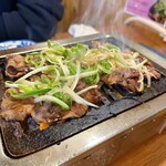 焼肉ホルモン大衆酒場 真 肉焼屋 - 