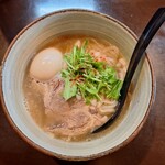 麺処 と市 - 旨だし味たまラーメン