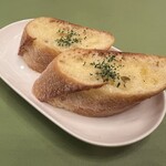 スープパスタ&PIZZA専門店 東京オリーブ - ガーリックトースト