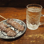 スタンド あいだ - 串おまかせ5種（ずり） ＆ 大盃 MACHO 愛山