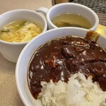 じゅうじゅうカルビ - 柔らかハラミランチ100g¥979→アプリ10%引¥882 カレー&スープ食べ放題。カレーにはお肉たっぷり。
