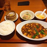 サワダ飯店 - 