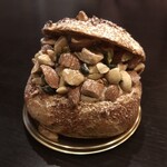 トシ・ヨロイヅカ 東京 - 