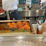 1954 Fukuoka - カレーパン油のお風呂に入浴中♪