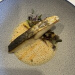LE CIEL - サワラ　こんがり焼いた魚にエビの香りのソースが美味しかったです。