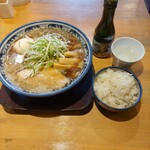 麺屋 八海山 - 味玉入煮干しそば・白ごはん（小）・日本酒 八海山 特別本醸造