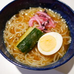 とん久 - 料理写真:冷麺