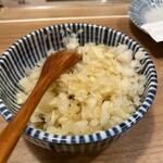 餃子のしんちゃん - 粗削り大根