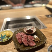 和牛料理 一石三鳥 -  和牛料理 一石三鳥 -