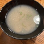さかな工房　丸万 - 出汁たっぷりのお味噌汁