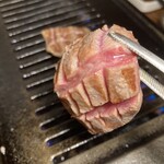 焼肉ホルモンあたる - メイン写真: