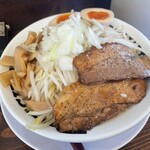 らーめんブッチャー - 料理写真: