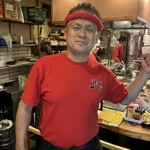 鉄板居酒屋 昇 - 気さくなオーナーの石田さん(本人承諾)