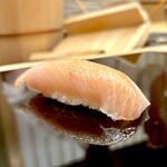 青空 - 美味しそうな鰤です♫