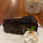 238792302 - ビジュアルの破壊力！胡麻チーズケーキ。ホットコーヒー。