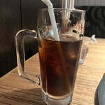 韓の台所 別邸 - 飲み物は、無料でしかもビールジョッキに入ってます