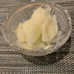 鮨 うえ岡 - ガリはお店で全然違うよね