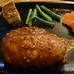 チロル - ジャンボハンバーグ