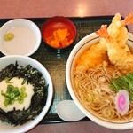和風レストランまるまつ - 天ぷらそばとミニとろろ丼