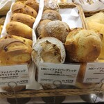 Maison kayser - この子たちは毎回買いたくなります。