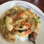 中華　友 - 安定の中華丼