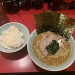 ラーメン 三七十家 - 