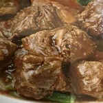 Stewed beef belly cubes