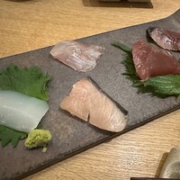 ぎんざ 阿吽 - 地魚刺身盛り合わせ