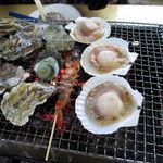 かきや汐浜 - サザエやホタテも