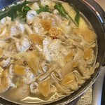 おふくろ亭 - 2024/03/15
      ホル鍋定食 大飯 600円
      ✴︎選べる小鉢 温泉玉子