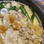 おふくろ亭 - 2024/03/15
      ホル鍋定食 大飯 600円
      ✴︎選べる小鉢 温泉玉子