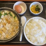 おふくろ亭 - 2024/03/15
      ホル鍋定食 大飯 600円
      ✴︎選べる小鉢 温泉玉子