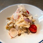 400℃ PIZZA - 地鶏ささみのトリュフマヨネーズ和え 950円