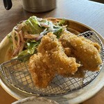 伊勢角屋麦酒 内宮前店 - 「カキフライ定食 松」の牡蠣フライ5粒
                                2024年3月15日