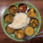 Singh's Kitchen - 「南インドのミールス」ライス大盛り1760円