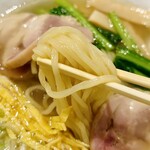 中国料理 廣東 - 麺アップ