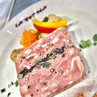 群馬県産　秀味豚と鴨肉のテリーヌ　自家製ピクルス添え