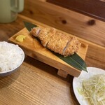 とんかつ紅の豚 - 