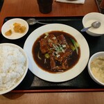 百味菜館 - ランチ角煮定食¥1,000