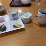 休暇村 - 酒粕プリン、チーズケーキ、桜餅、ソフトクリーム、コーヒー、？？