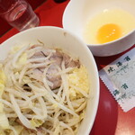 ラーメン二郎 - 汁なし半分＋ニンニク少し＋ショウガ半分玉子