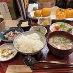 Kimamani Dainingu Fuusenkazura - 全体、味噌汁がとても美味しい