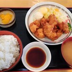 つくし食堂 - 料理写真:唐揚げ定食