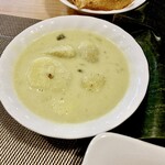 Chef Mama - サトイモのココナッツスープカレー。優しい味
