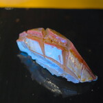 鮨 三心 - 包丁の入れ方も美しく、アジ。