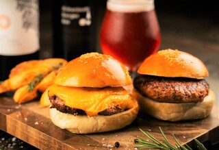 h Grill×Burger&Craft Beer　Nikanbashi Burger Bar - 2024/4/1～和牛バーガー＆和牛チーズバーガー