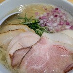 蛤麺しちり - 特製 蛤麺(大盛り)