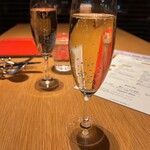 パッソ ノヴィータ - スパークリングワインで乾杯