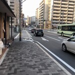 本家 第一旭 - お店から見た交差点の風景